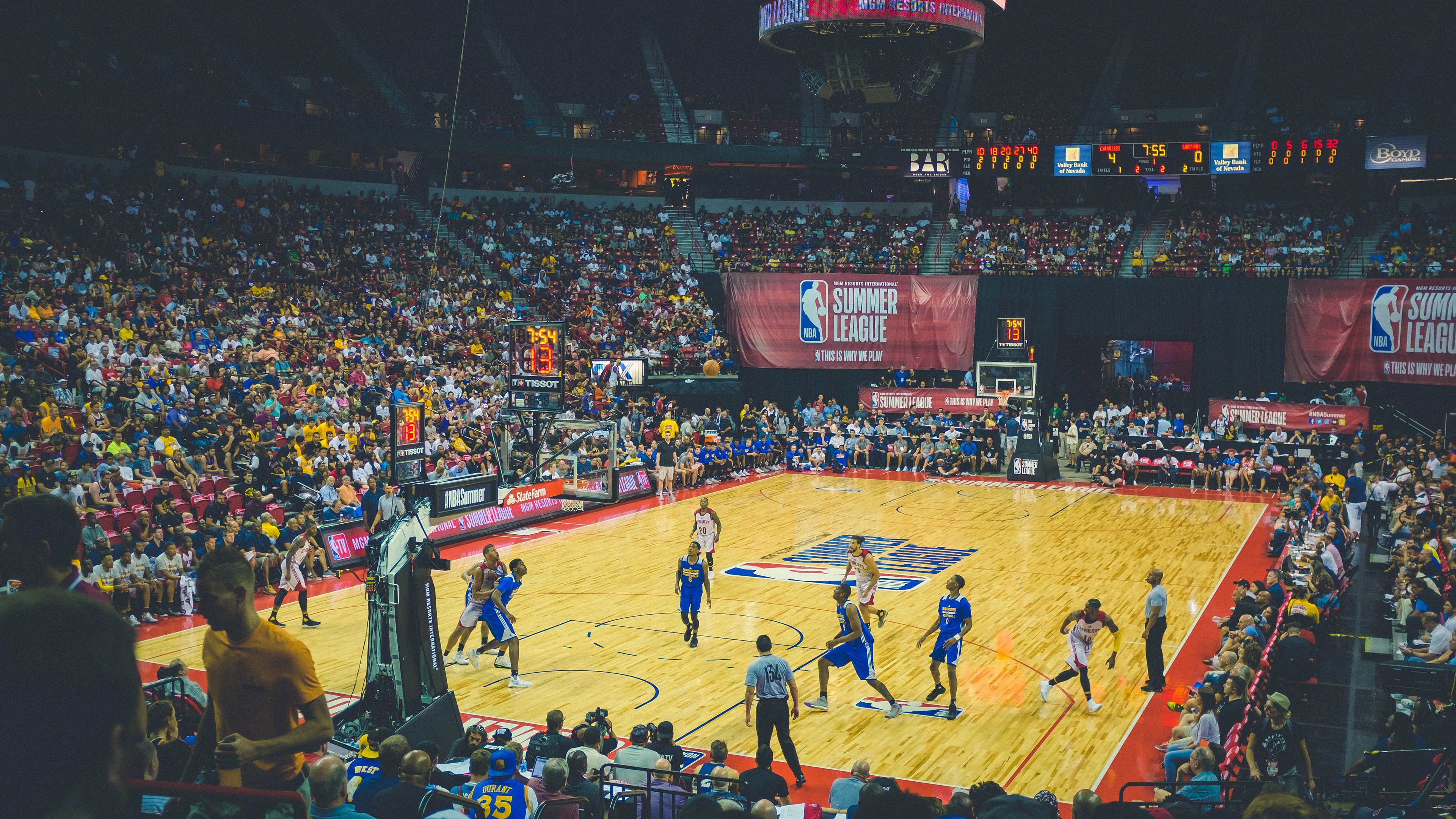 体育新闻中心推动智慧体育场馆媒体内容创新，智慧体育场馆可视化ppt